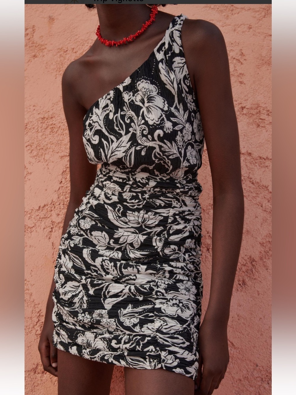 NWT Zara Black & White Floral Asymmetric One-Shoulder Ruched Floral Mini Dress L